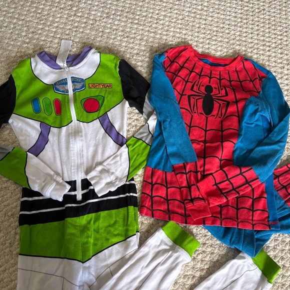 DISNEY PAJAMAS - boys size 10 - Picture 2 of 6